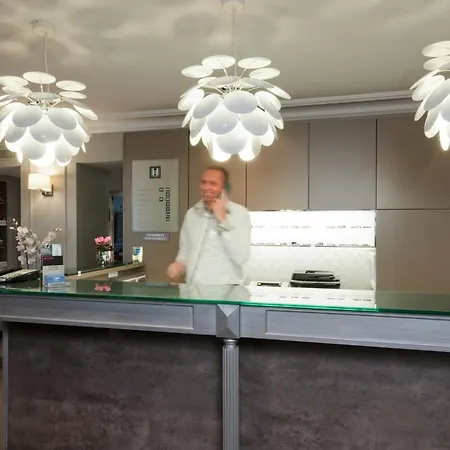 哈维酒店 酒店 3*