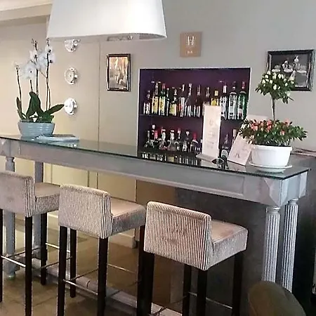 Harvey Hotel 3*
