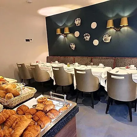 Harvey Hotel Paris
