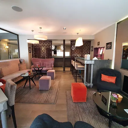 Harvey 3* Paris