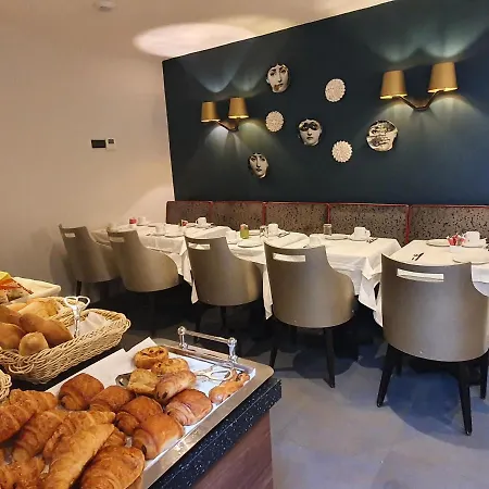 Hotell Harvey 3*